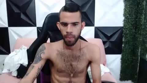 Snapshot of adri_sexboy chatting on 12.20.24 adri_sexboy online show from 12.20.24