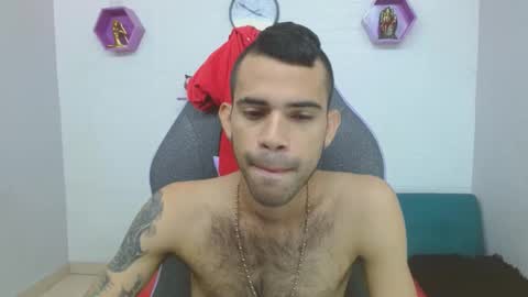 Snapshot of adri_sexboy chatting on 01.06.25 adri_sexboy online show from 01.06.25