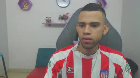 Snapshot of adri_sexboy chatting on 01.21.25 adri_sexboy online show from 01.21.25