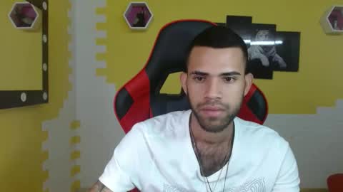 Snapshot of adri_sexboy chatting on 01.30.25 adri_sexboy online show from 01.30.25