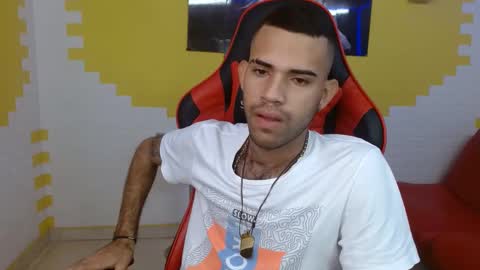 Snapshot of adri_sexboy chatting on 02.12.25 adri_sexboy online show from 02.12.25