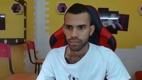 Snapshot of adri_sexboy chatting on 02.27.25 adri_sexboy online show from 02.27.25