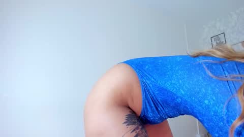 Adriana online show from 10.23.25