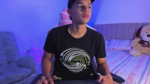 ADRIAN online show from 04.18.26