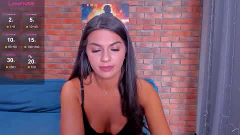 Adriana online show from 10.23.25