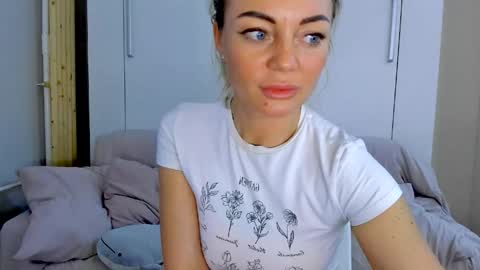 Snapshot of adriana_coy_ chatting on 04.25.26 Adriana online show from 04.25.26