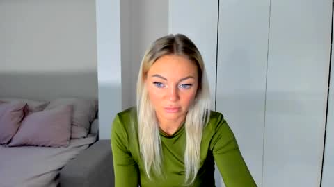 Snapshot of adriana_coy_ chatting on 05.16.26 Adriana online show from 05.16.26