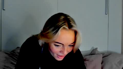 Snapshot of adriana_coy_ chatting on 05.27.26 Adriana online show from 05.27.26