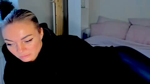 Snapshot of adriana_coy_ chatting on 05.31.26 Adriana online show from 05.31.26
