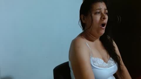 Snapshot of adriana_milf chatting on 02.07.25 Adriana milf online show from 02.07.25