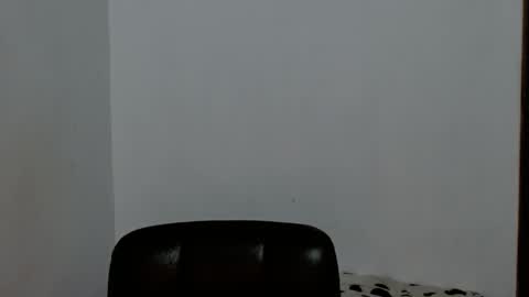 Snapshot of adriana_milf chatting on 11.08.25 Adriana milf online show from 11.08.25