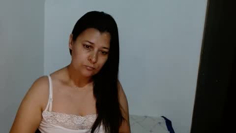 Snapshot of adriana_milf chatting on 03.03.26 Adriana milf online show from 03.03.26