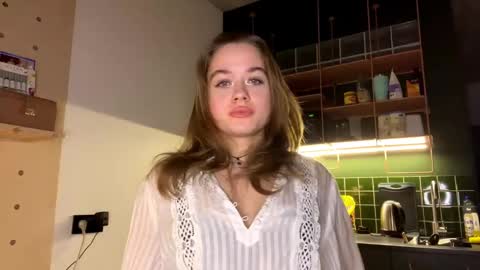Snapshot of adrianaelizy chatting on 01.25.25 adrianaelizy online show from 01.25.25