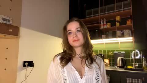 Snapshot of adrianaelizy chatting on 02.04.25 adrianaelizy online show from 02.04.25