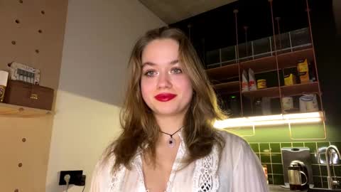 Snapshot of adrianaelizy chatting on 02.06.25 adrianaelizy online show from 02.06.25