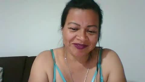 adrianagogo18 online show from 02.12.25