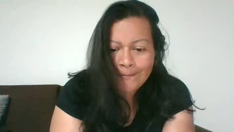 adrianagogo18 online show from 03.12.25
