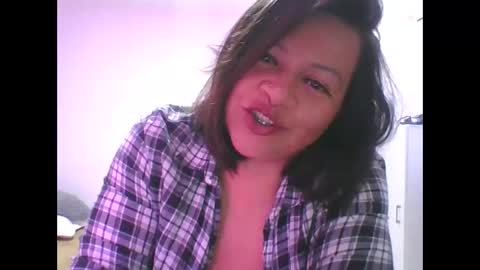 Snapshot of adrianagogo18 chatting on 11.04.25 adrianagogo18 online show from 11.04.25