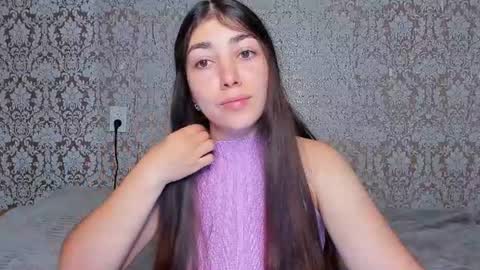 Snapshot of adrianakuiper chatting on 07.28.26 Adriana online show from 07.28.26