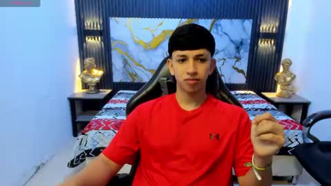 Snapshot of adrianfranko chatting on 06.20.26 Adrian Franco online show from 06.20.26