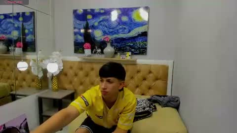 Snapshot of adrianfranko chatting on 07.28.26 Adrian Franco online show from 07.28.26
