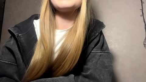 Caroline online show from 04.28.26