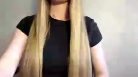 Snapshot of adriannemuldowney chatting on 06.18.26 Caroline online show from 06.18.26