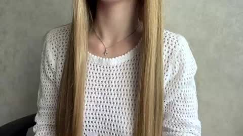 Snapshot of adriannemuldowney chatting on 06.28.26 Caroline online show from 06.28.26