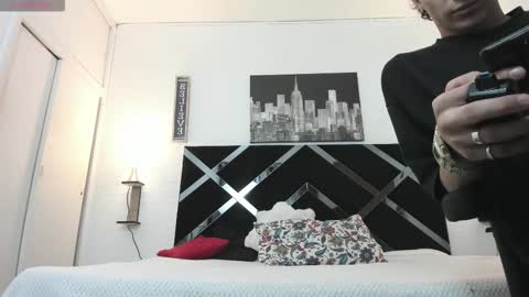 Snapshot of adriano_bigcock chatting on 11.06.25 Adrian online show from 11.06.25