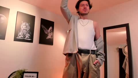 Adrian Williams online show from 02.01.25