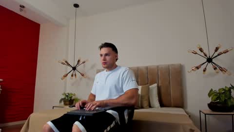 Adrein Roche online show from 02.26.25