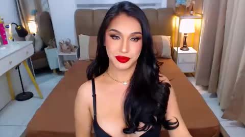 Ur Dream girl online show from 02.12.25