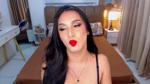 Ur Dream girl online show from 02.18.25