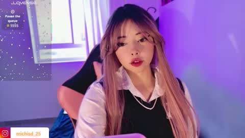 Arieyara online show from 10.14.25