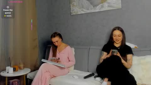 Snapshot of aelin_day chatting on 02.26.26 Adele online show from 02.26.26