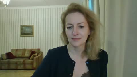Snapshot of aeroliss chatting on 06.11.26 aeroliss online show from 06.11.26
