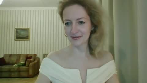 Snapshot of aeroliss chatting on 06.13.26 aeroliss online show from 06.13.26