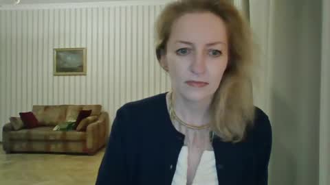 Snapshot of aeroliss chatting on 07.28.26 aeroliss online show from 07.28.26