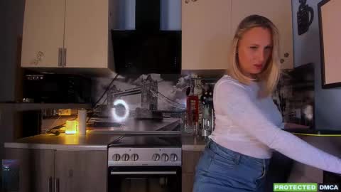 OneAfa online show from 09.27.25