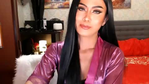 Dominant Goddess Contessa online show from 01.28.25