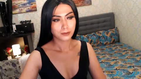 Dominant Goddess Contessa online show from 02.20.25
