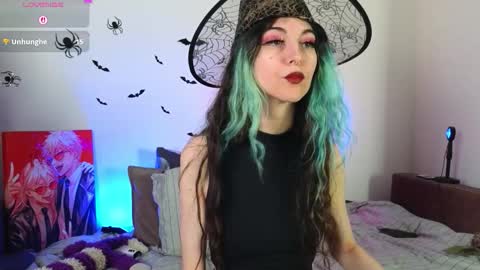 Snapshot of afina_blessyou chatting on 10.25.25 Afina online show from 10.25.25