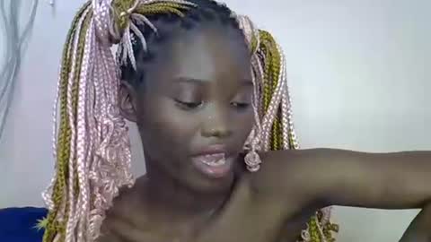 Snapshot of afri_kana chatting on 09.12.25 Kana online show from 09.12.25