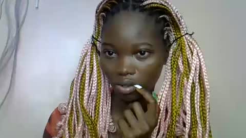 Snapshot of afri_kana chatting on 09.14.25 Kana online show from 09.14.25