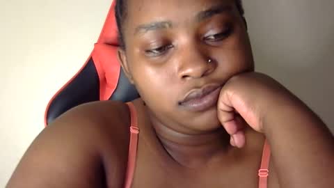 stella online show from 10.14.25