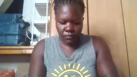 Snapshot of african_princess27 chatting on 06.29.26 i wish to be someones real princess online show from 06.29.26