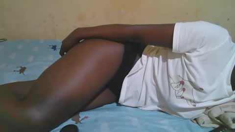 african_pussy2 online show from 12.01.25