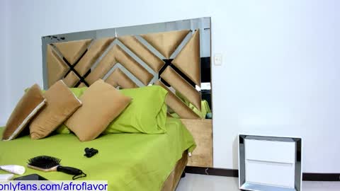 Snapshot of afro_happy__06 chatting on 09.17.25 Jheremy and leeryc online show from 09.17.25