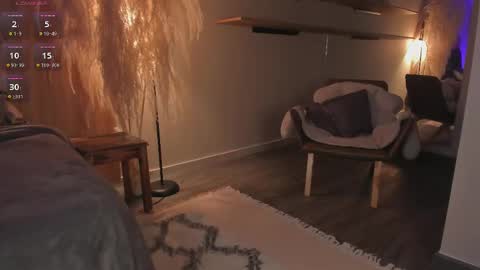 Emma online show from 02.26.25