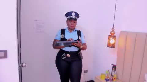 Snapshot of afrodita_de_amor chatting on 10.31.25 Vr. online show from 10.31.25